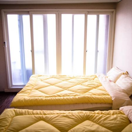Yakorea Hostel Hongdae Seul Exterior foto
