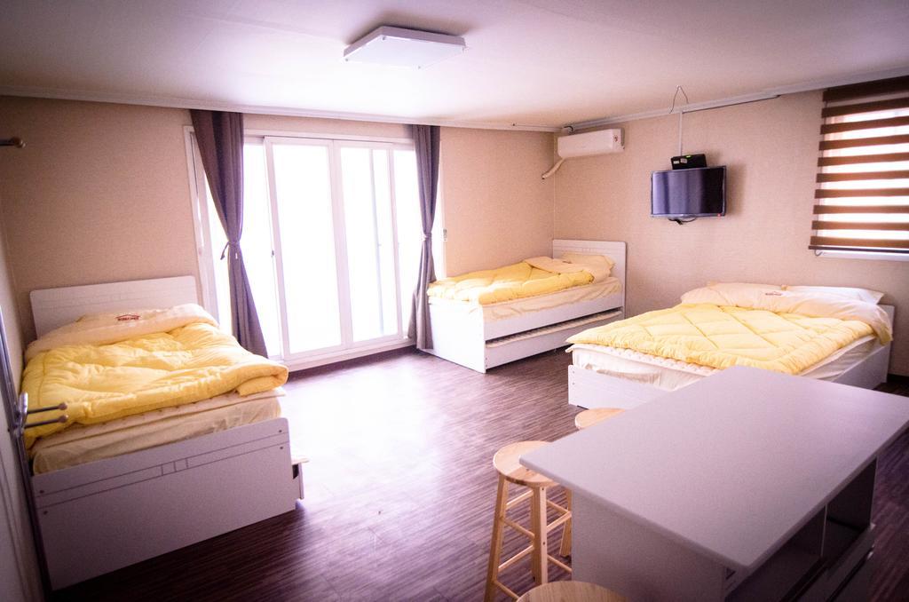 Yakorea Hostel Hongdae Seul Exterior foto