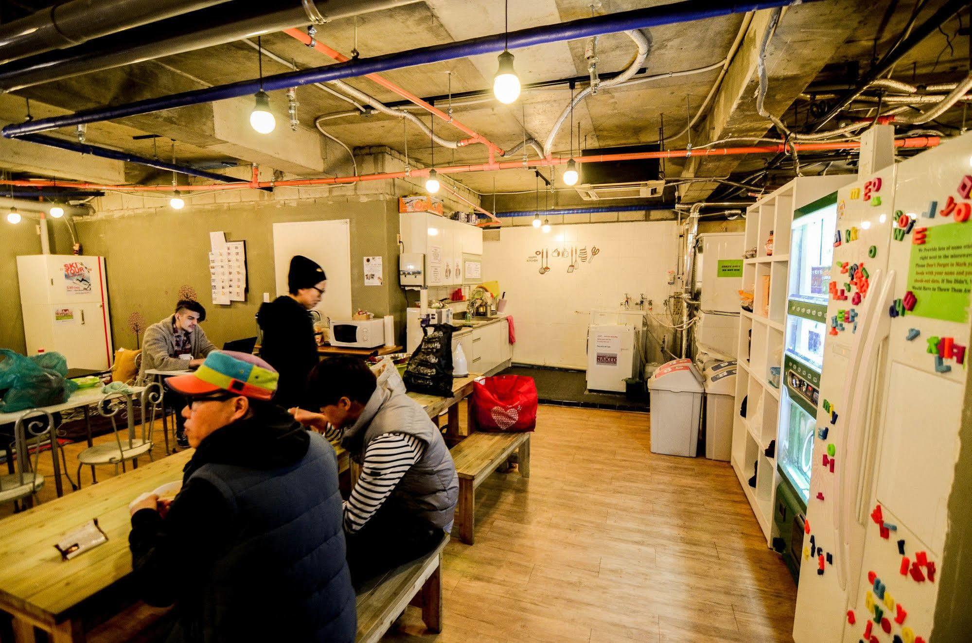 Yakorea Hostel Hongdae Seul Exterior foto